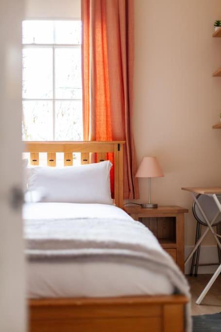 Spacious & Central 3-Bed Flat By Popular Waterloo! 伦敦 外观 照片